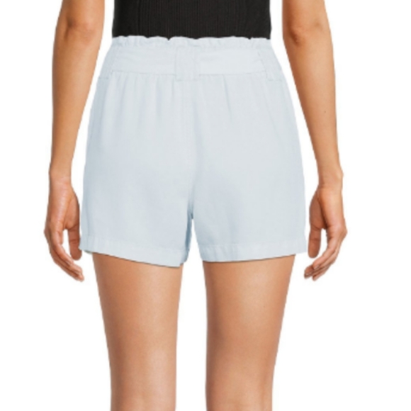 Shorts - Picture 2 of 10